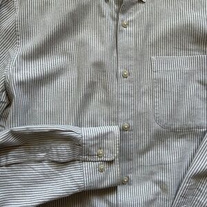 Banana Republic 100% Cotton Stretch Oxford Shirt - Gray & White Stripe, Medium